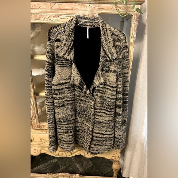 Free People Womens Large Fuzzy Wool Blend Knit Cardigan Sweater - Picture 2 of 9